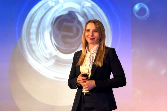 Karolina Gajda EMFUSION www Fot Rynek estetyczny