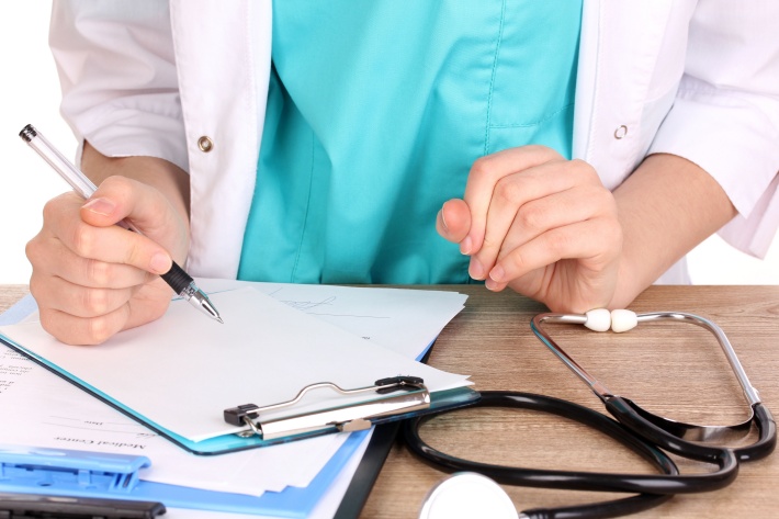 klinika lekarz medycyna estetyczna Fot 123RF